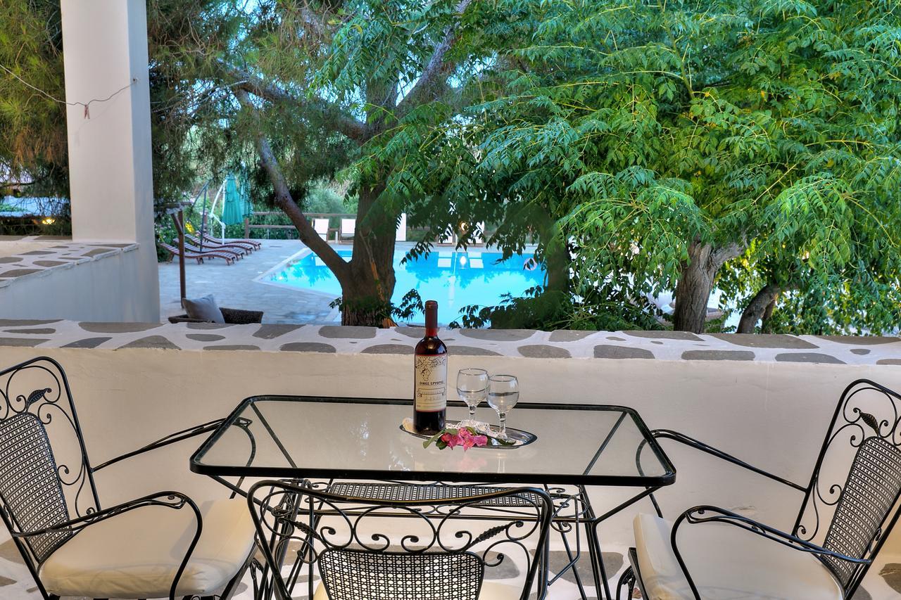 Tzane Studios & Apartments - Steps Away From Golden Beach Chrisi Akti  Bagian luar foto
