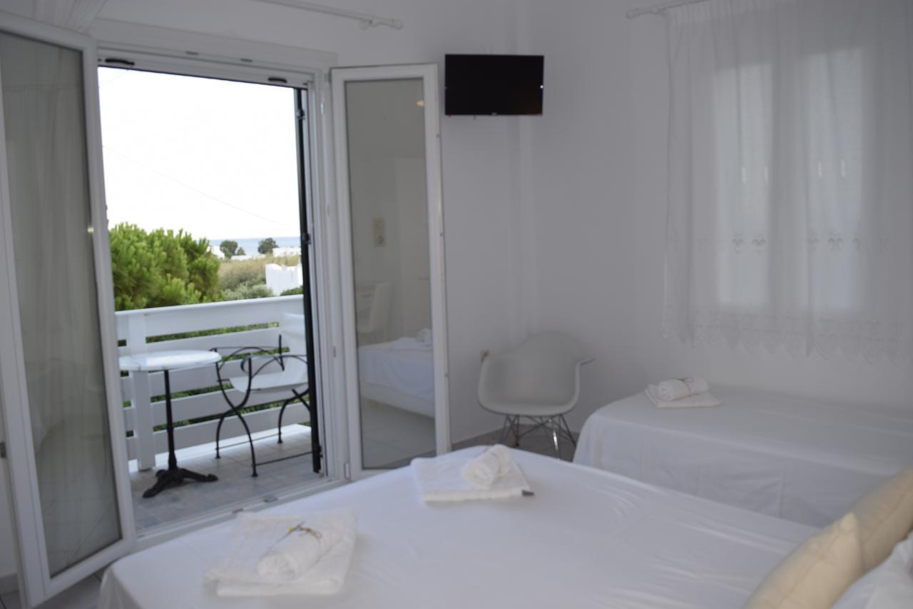 Tzane Studios & Apartments - Steps Away From Golden Beach Chrisi Akti  Bagian luar foto